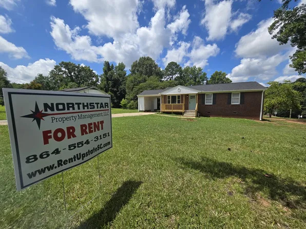 509 Beechwood Cir, Greenwood, SC 29646