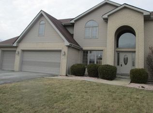 24394 Patriot Ln, Crete, IL 60417