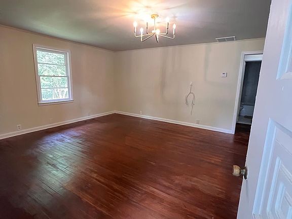 5th image of 2768 Nancy Dr