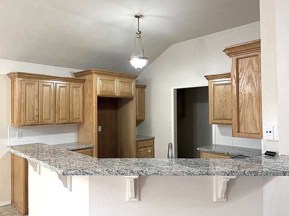 4th image of 4505 Trevino St
