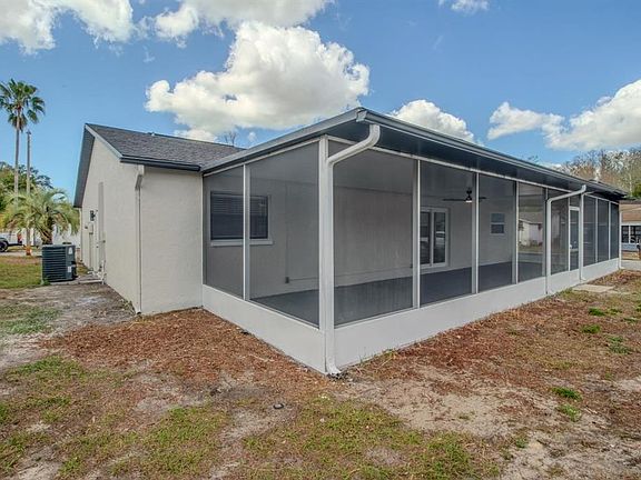 3rd image of 11614 Bee Hive Ln