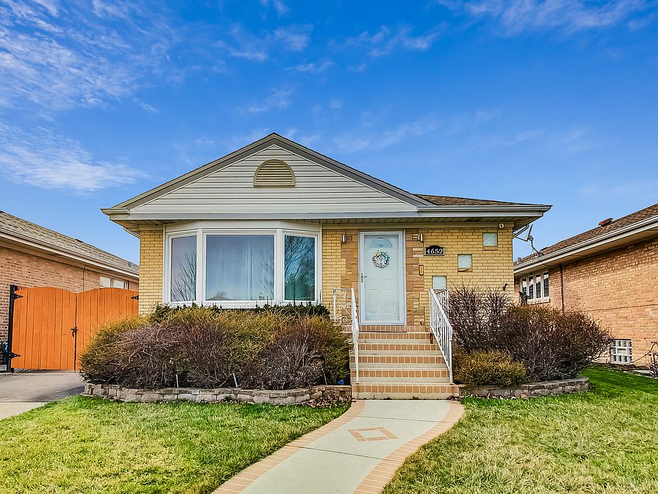 1st image of 4652 N Osage Ave