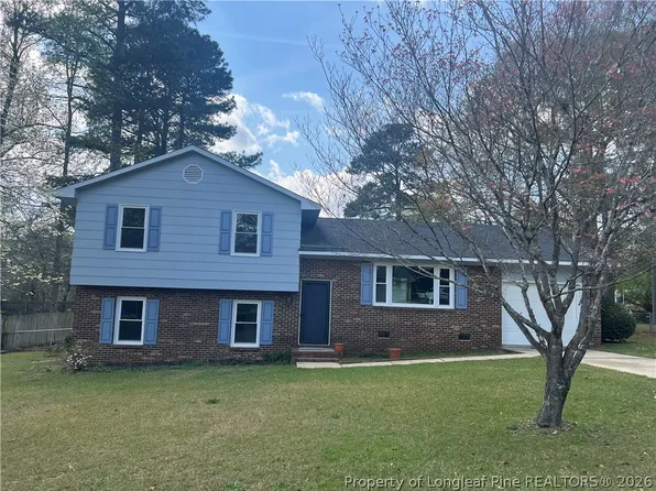 1215 Patrick Dr, Fayetteville, NC 28314