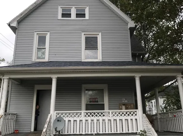 347 W Station St APT 1W, Kankakee, IL 60901