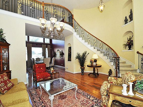 Current owner is using this area as the formal living room, it could also be used as the formal dining room per the builder plans.