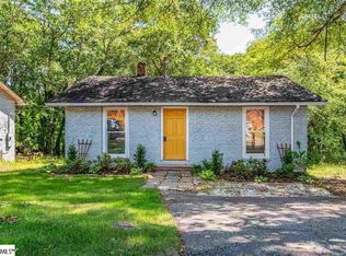 102 Helen St, Spartanburg, SC 29301