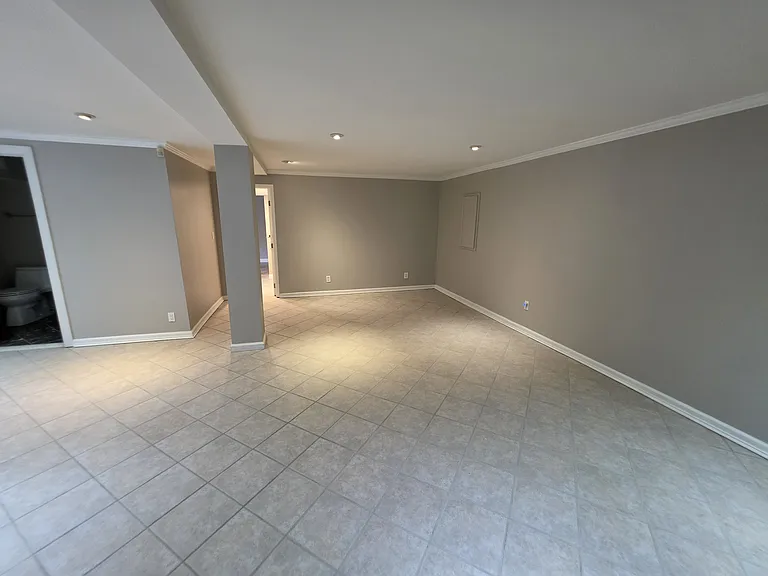 218 Colt Dr — Photo 11