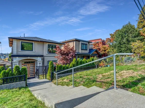 175 Delta Ave, Burnaby, BC V5B 3C6