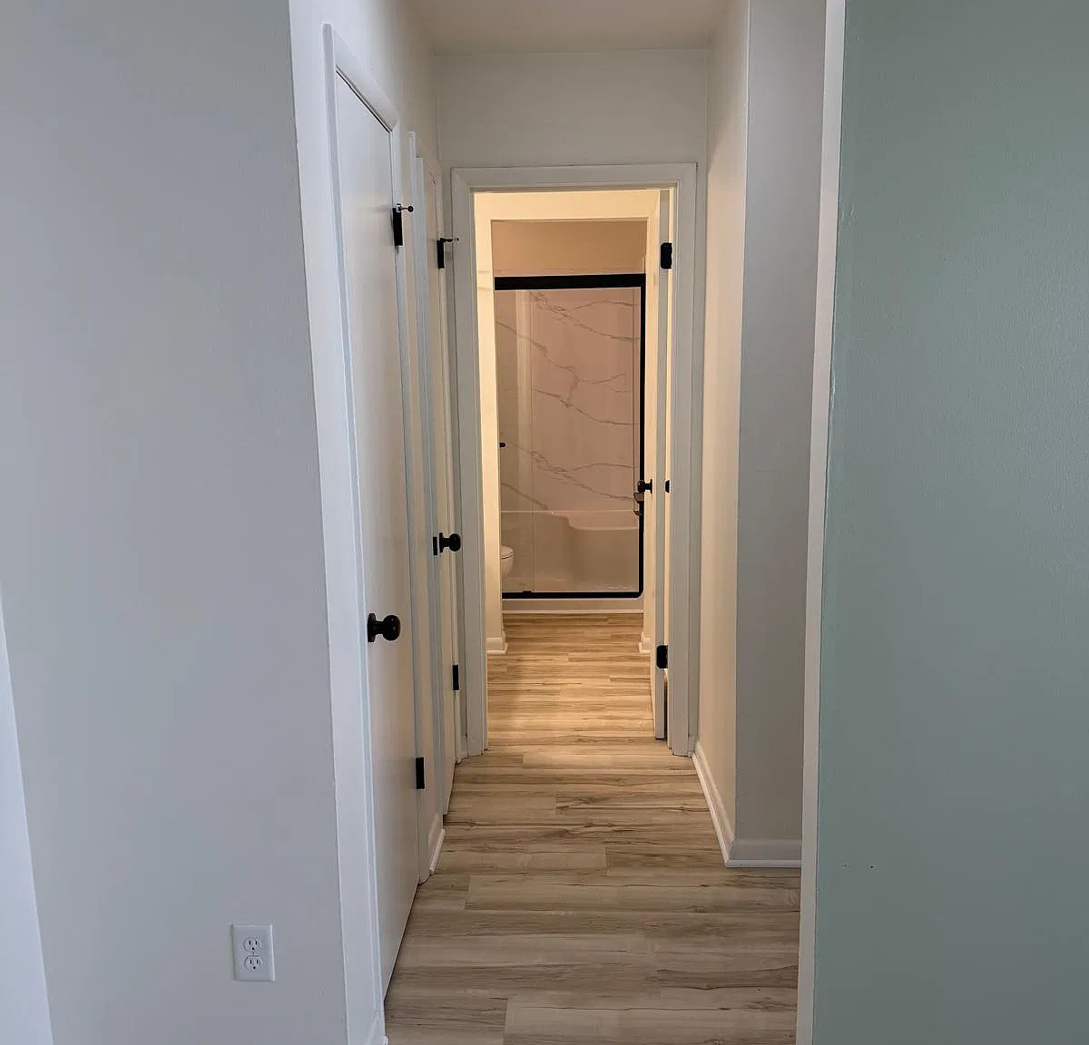 411 Grandin Avenue — Photo 1
