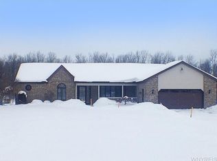 13430 Steiner Rd, Akron, NY 14001