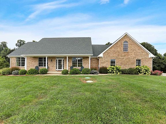 3rd image of 7611 W Minor Ct