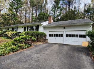 13 Pond Brook Rd, Newtown, CT 06470