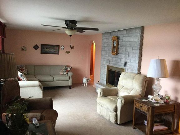 2nd image of 55791 Riverdale Dr