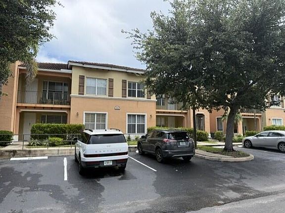 2nd image of 3569 Forest Hill Blvd APT 115
