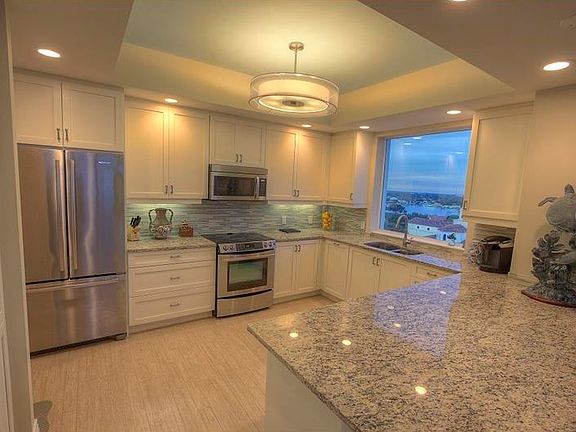 2nd image of 1325 Snell Isle Blvd NE Unit 912
