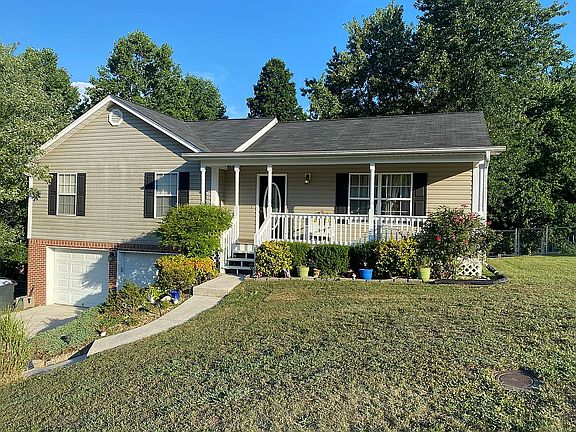 4th image of 909 Clay Hill Dr