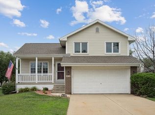 5012 Erin Ct NE, Cedar Rapids, IA 52411