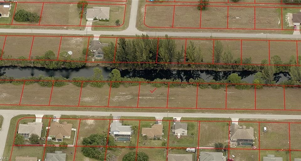 1st image of 303 NE 31st St