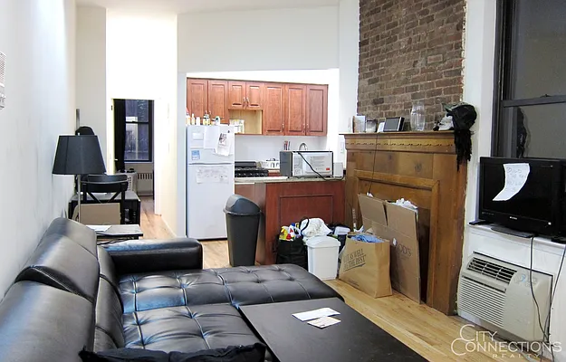 Rented by City Connections Realty | media 19