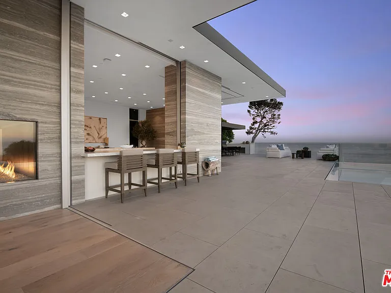 26946 Pacific Coast Hwy — Photo 17