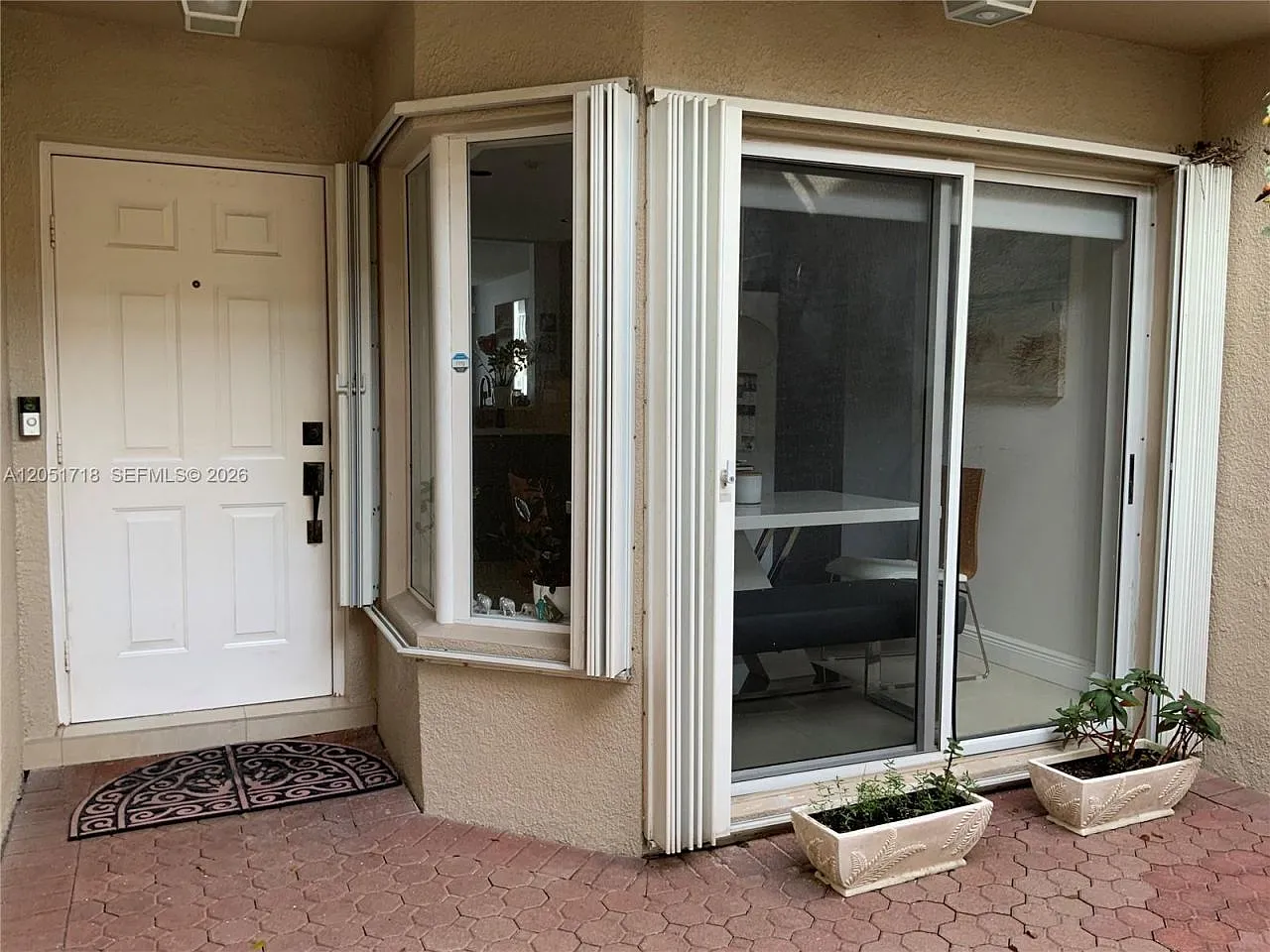 3 bed, 2.5 bath, 1898 sqft, $3,850 — Photo 3