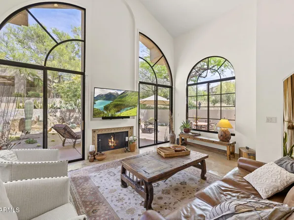 25150 N WINDY WALK Drive #6, Scottsdale, AZ 85255