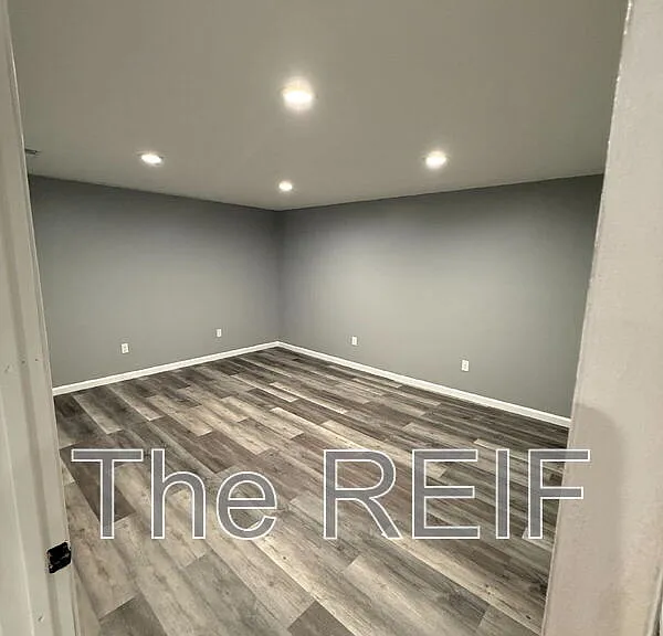 4477 Soya Ave — Photo 16
