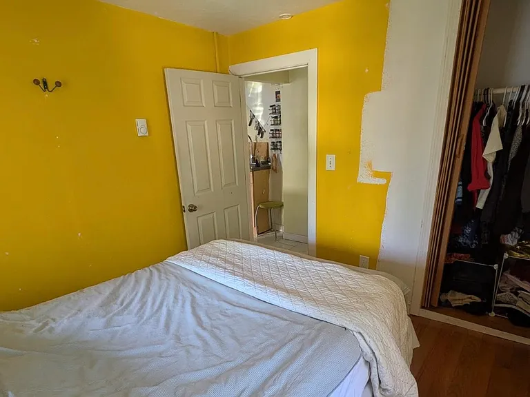 40 Bristol St #2 — Photo 7