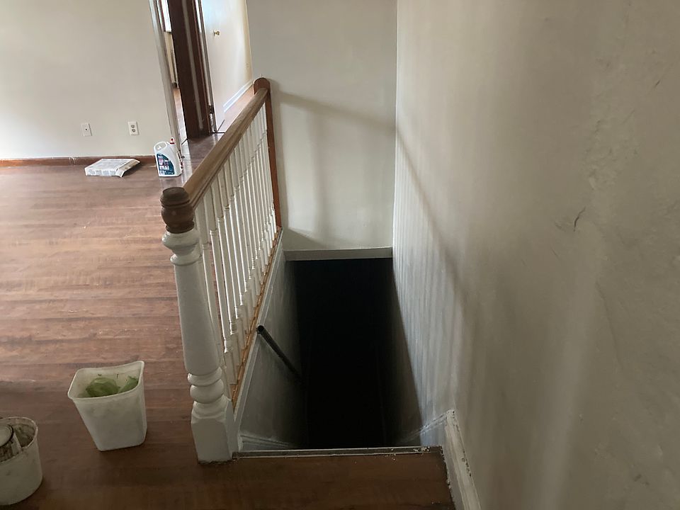 1st image of 3551 Kensington Ave #2A