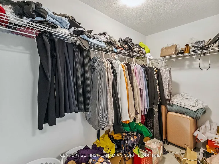 990 Deveron Cres #21 — Photo 27