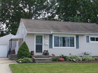 1466 Union St, Barberton, OH 44203