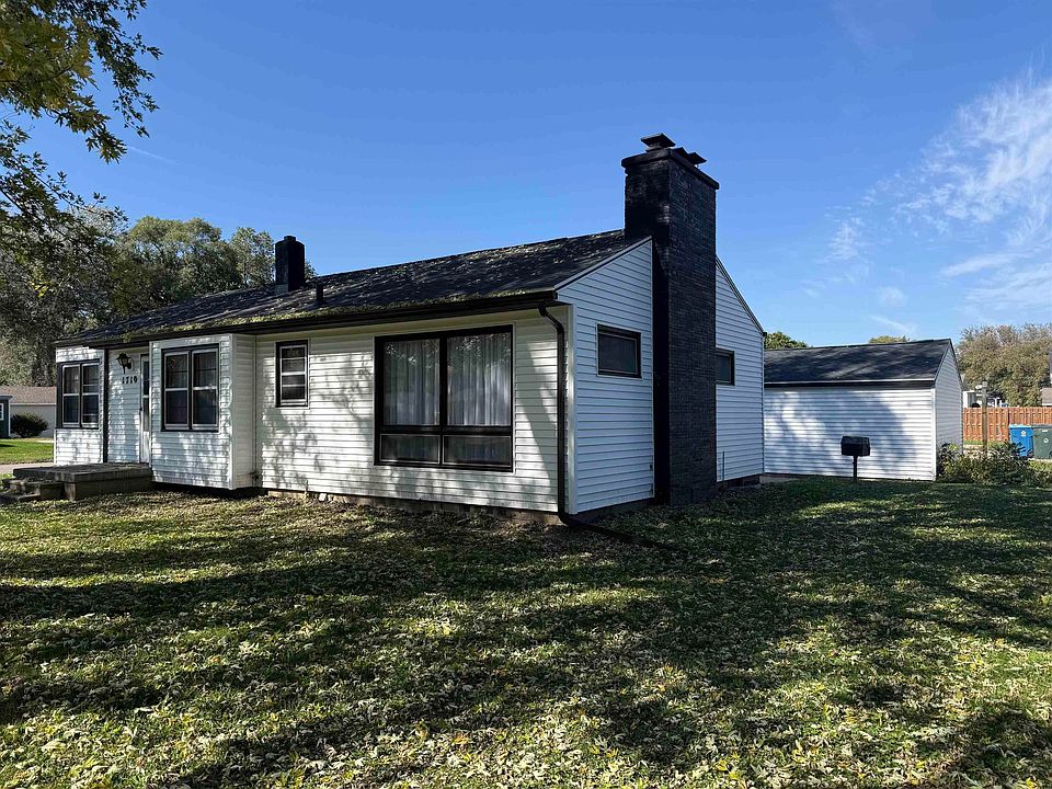 1st image of 1710 Huntington Rd