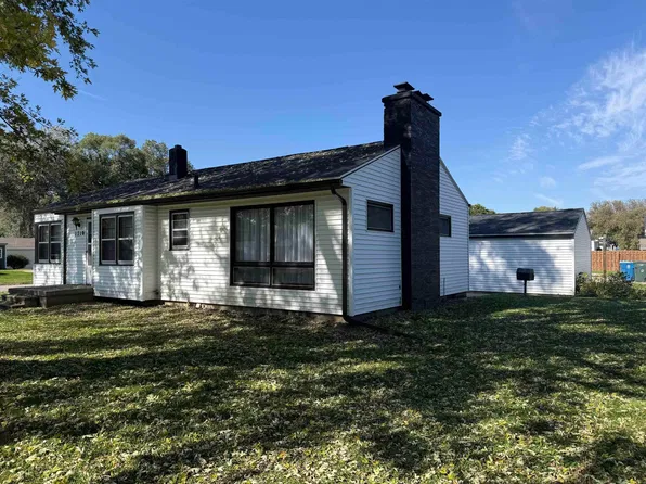 1710 Huntington Rd, Waterloo, IA 50701
