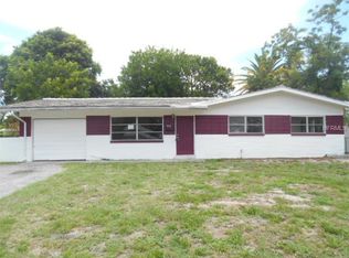 3631 Searobin Dr SE, Saint Petersburg, FL 33705
