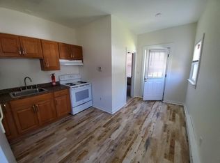 25R Main St APT 1, Shirley, MA 01464