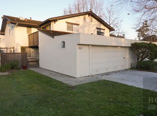 2452 Sharon Oaks Dr #1, Menlo Park, CA
