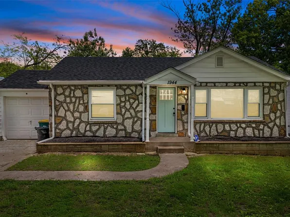 1944 Vinita Dr, Saint Louis, MO 63114