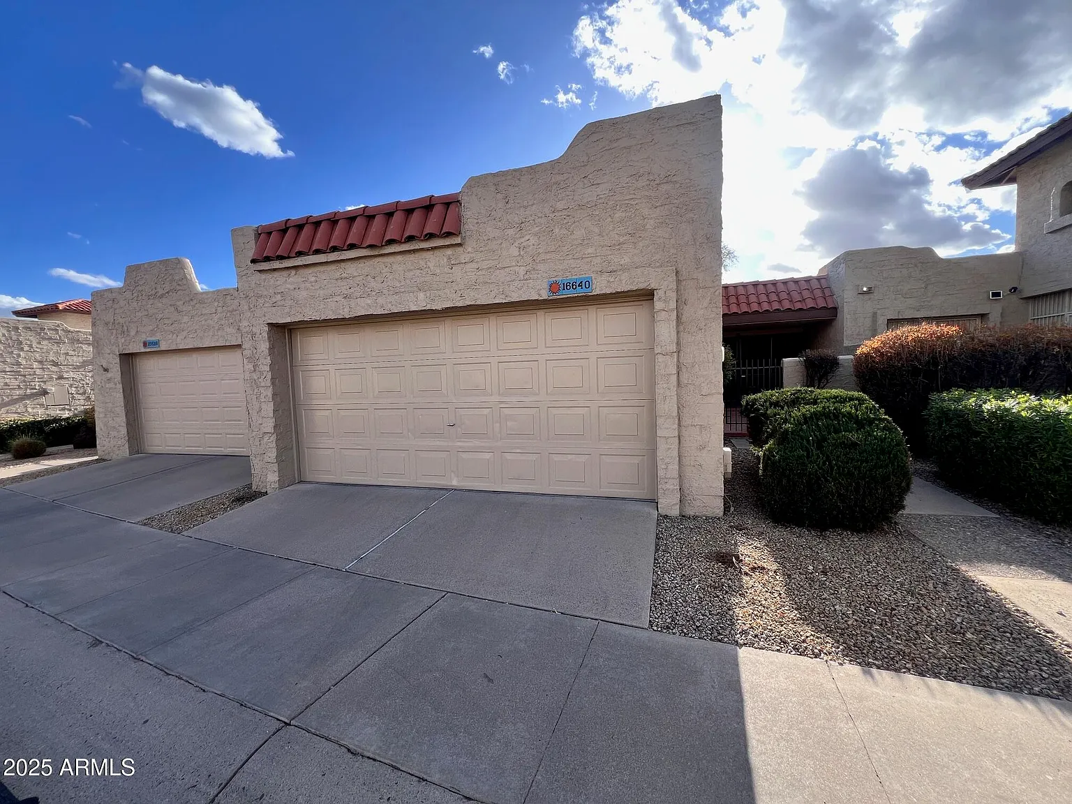 3 bed, 2.0 bath, 1487 sqft, $1,800 — Photo 2