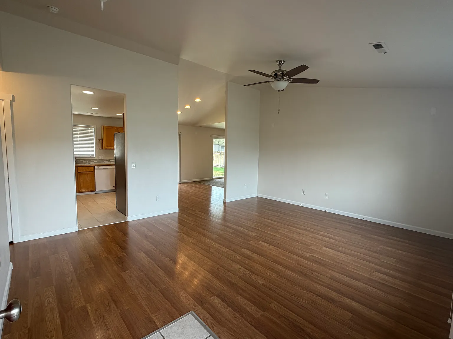 4902 Sierra Dr — Photo 3