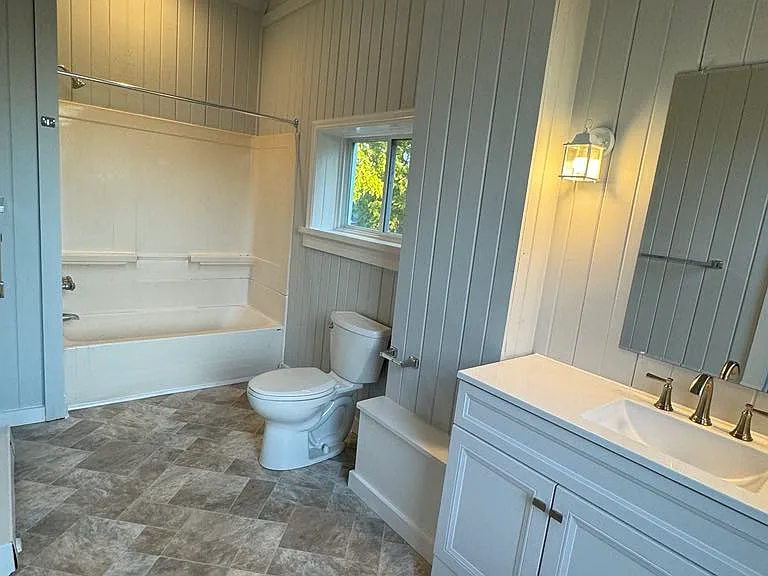 38 E Water St #A — Photo 18