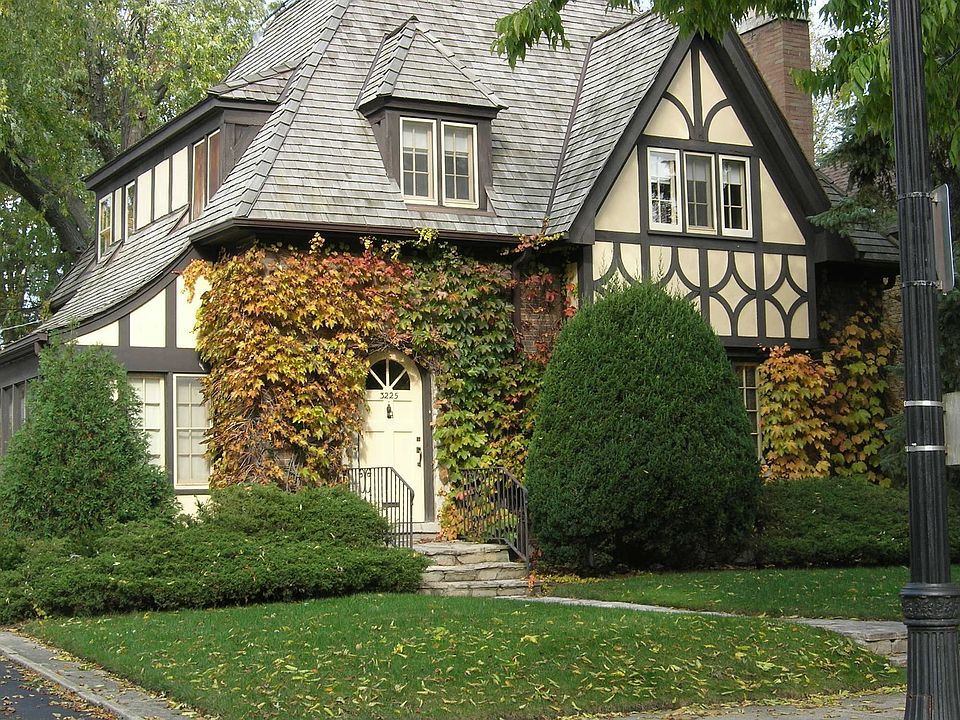 3225 Hartzell St.