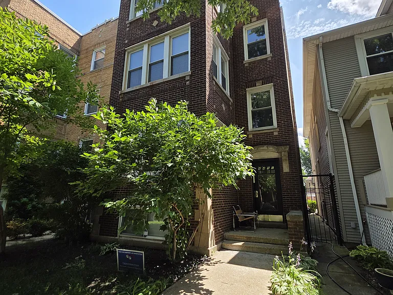 4451 N Albany Ave #G — Photo 10