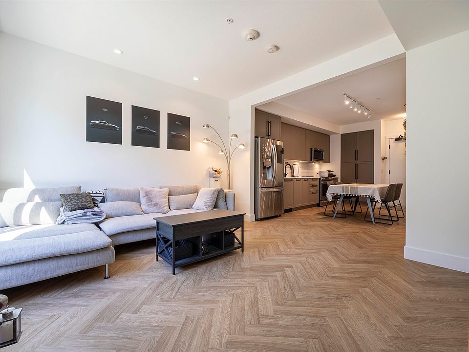 1st image of 9278 Slopes Mews #10