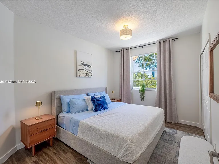 3255 NE 184th St #12206 — Photo 23