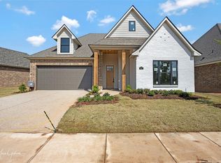 467 Stacey Ln, Bossier City, LA 71111