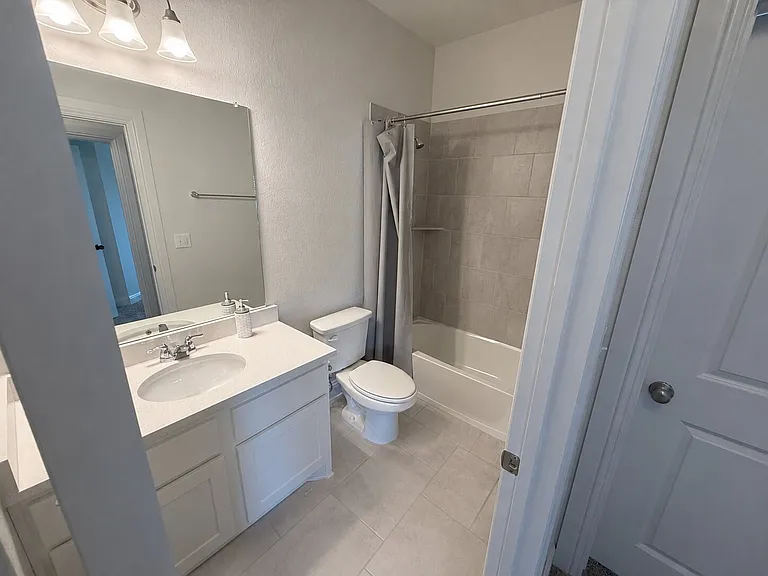 9813 Evening Canopy Dr — Photo 25