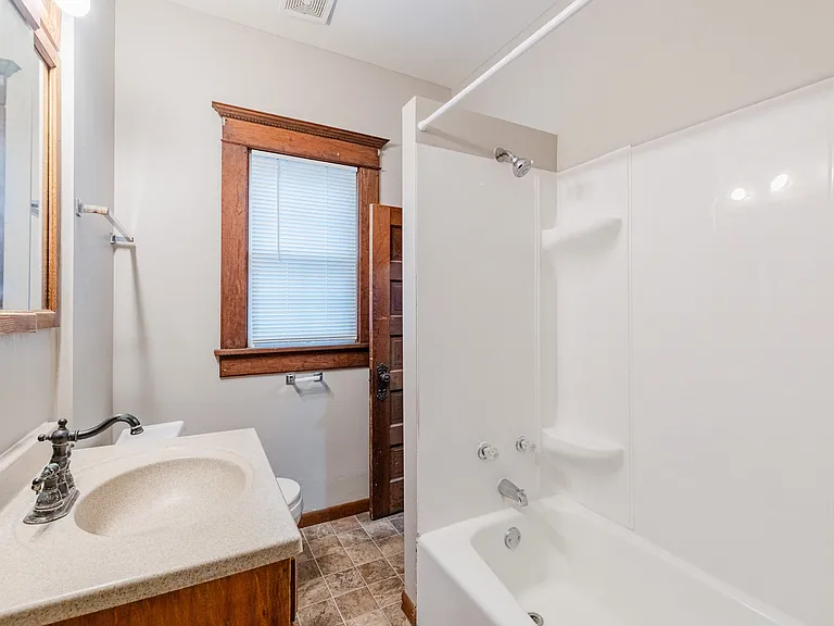 2991 Holdrege St — Photo 17