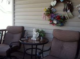 116 E Warren St, Moweaqua, IL 62550