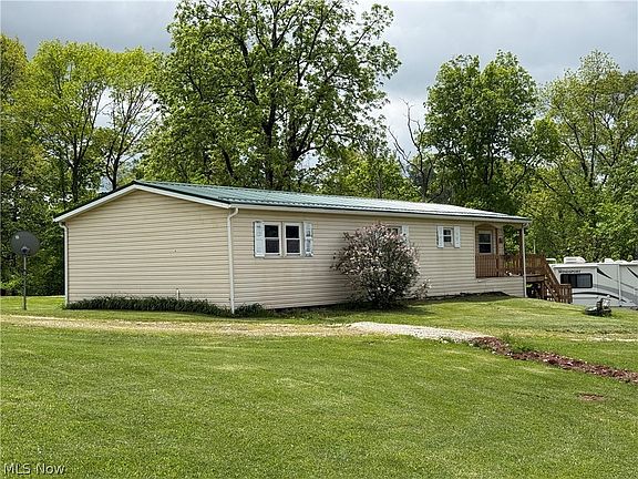 5th image of 54552 Sarahsville Rd