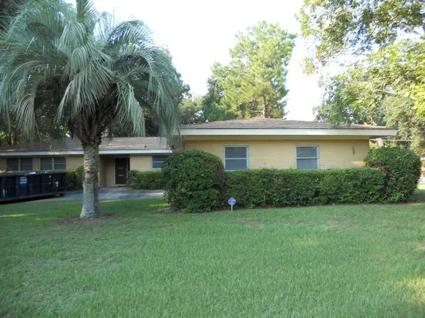 2919 Wildwood Dr, Brunswick, GA 31520
